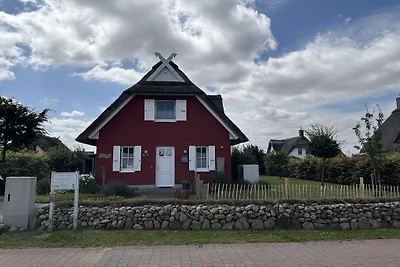 Vakantiehuis in Zierow met zwembad
