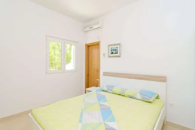 Apartments & Rooms Barišić - Standard Studio ...
