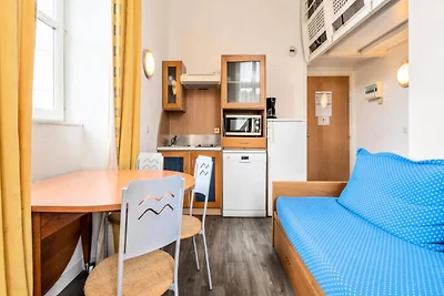 Budget Apartment mit 1 Schlafzimmer (4...