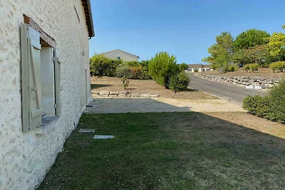 Villa in Frankreich mit Pool und Garten