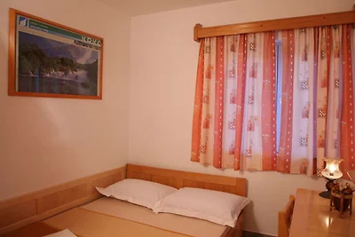 Two Bedroom Apartment with Sea view