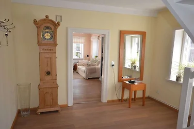 Vakantiehuis in Alkersum met zwembad