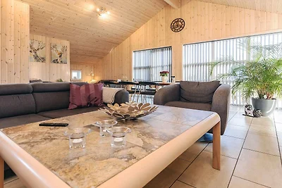Maison de vacances pour 8 a Brovst