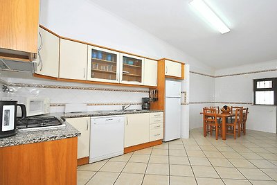 Villa für 6 Personen mit Terrasse