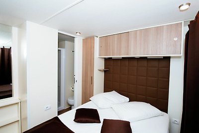 Komfortables Chalet mit zwei Bädern, 2 km nac...