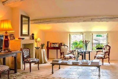 Appartement met verwarmd zwembad in Uzès