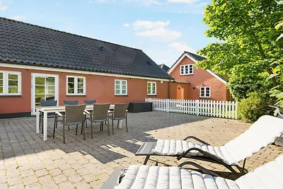 Familie retraite aan zee -- By Traum...