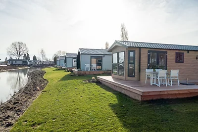 Chalet ammirevole vicino al fiume