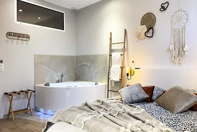 Die Perle mit Whirlpool und Kino