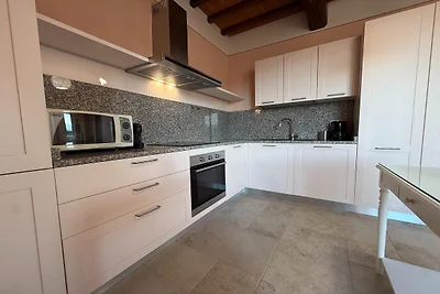 Geräumiges Ferienhaus mit Gemeinschaftspool i...
