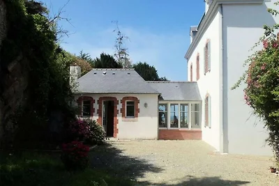 Wohnsitz in Plיneuf-Val-Andrי