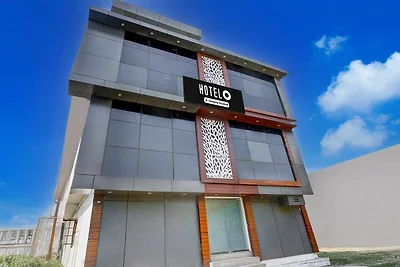 Hotel O Gomti Nagar vicino ad Amity