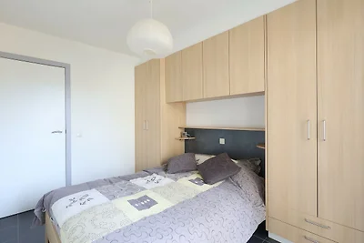 Appartement met 2 kamers en balkon