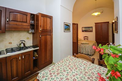 Apartment in a country house, but near the ce...