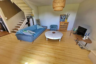 Ferienhaus in Audierne mit Terrasse
