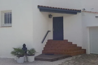 Vakantiehuis in Vias met zwembad