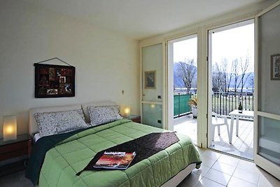 Wohnung in Porlezza mit Bergblick