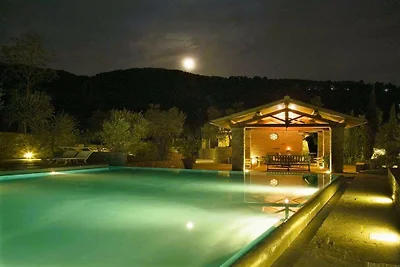 Villa in Pian di Sco mit Schwimmbecken