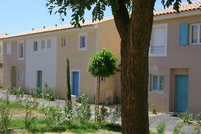 Haus mit AC, zwischen Innenraum und Meer
