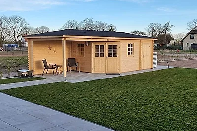 Ferienhaus in Mellnitz mit Schwimmbecken