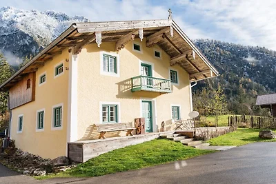 Hütte in Ruhpolding mit Schwimmbecken