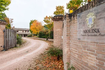 Magnifico Casale a Sant "Angelo in Vado con...