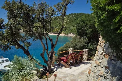 Robinson House Roko - Two Bedroom House with ...
