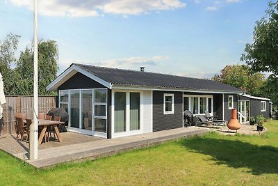 4 Personen Ferienhaus in Karrebæksminde-By...