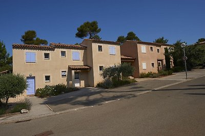 Provencal Bastide, in een groen gebied