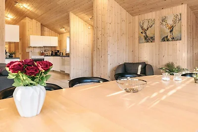 Maison de vacances pour 8 a Brovst