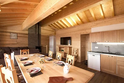 Elegante chalet sulle piste