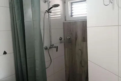Seaside Apartments Sanda - One Bedroom Apartm...
