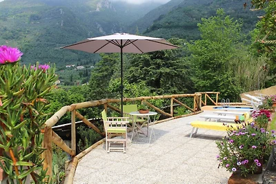 Apartment Casa Paola mit Pool in Camaiore