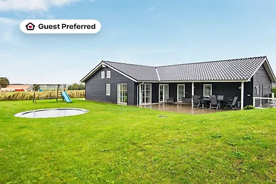 12 Personen Ferienhaus in Ebeltoft-By Traum