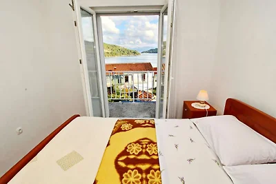 Apartments Nodilo - One Bedroom Apartment wit...