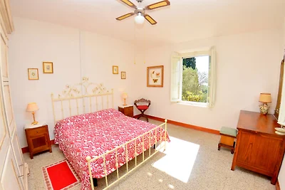 Bellissimo cottage a Massarosa con vista lago