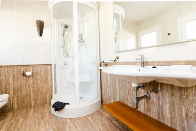 Premium-Villa mit Swimmingpool