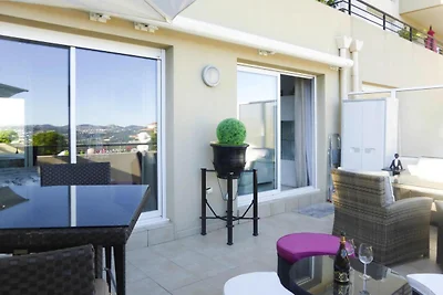 Premium-Ferienwohnung mit Meerblick und Gemei...