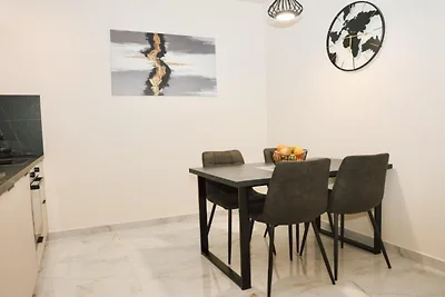 Deluxe One Bedroom Apartment with Terrace