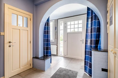 Huis in Koksijde bij Zee en Winkels