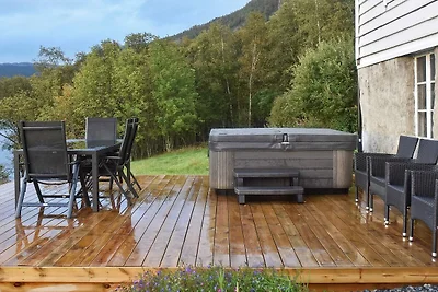8 persoons vakantie huis in Masfjordnes-By...