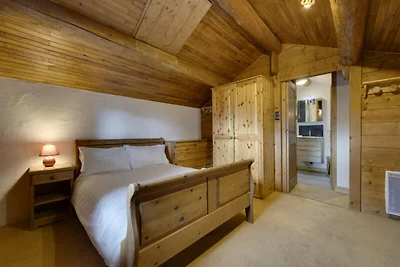 Wohnung in Le Gollet mit Jacuzzi