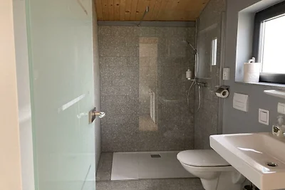 Ferienhaus in Schiefling Am See mit Wifi