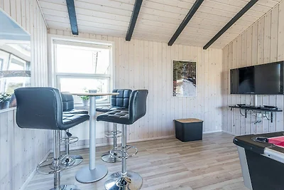 10 persone case ad Henne