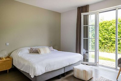 Moderne villa in Koksijde vlak bij de kust