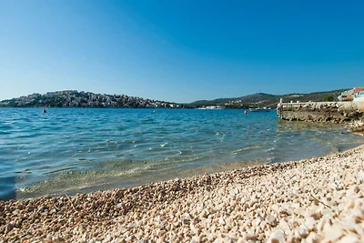 Apartments Happy Holiday - Two Bedroom Apartm...