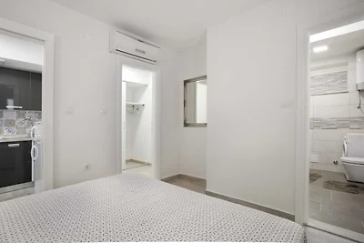 Serious Job Apartment - One Bedroom Apartment...