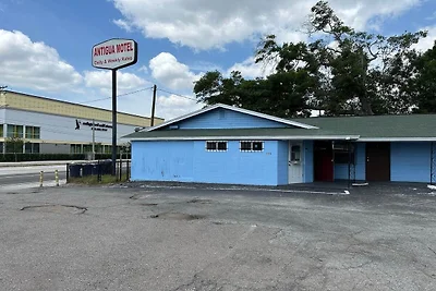 Entspannendes Kingsize-Bett | Tampa