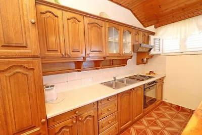 Apartments Peselj-One Bedroom Apartment with ...