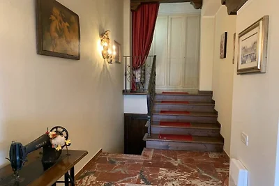 Villa à Marina di Massa (MS) avec jardin